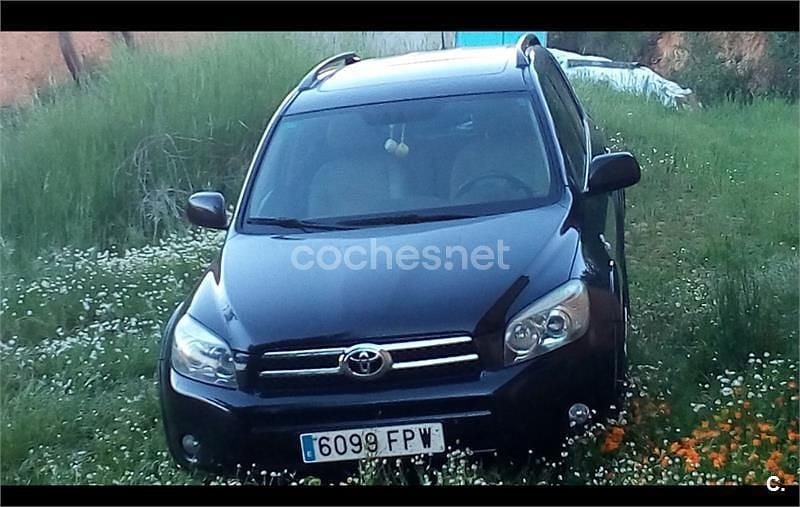 Usado Toyota RAV4 Premium 177 CV (130 kW) 2007 Negro SUV