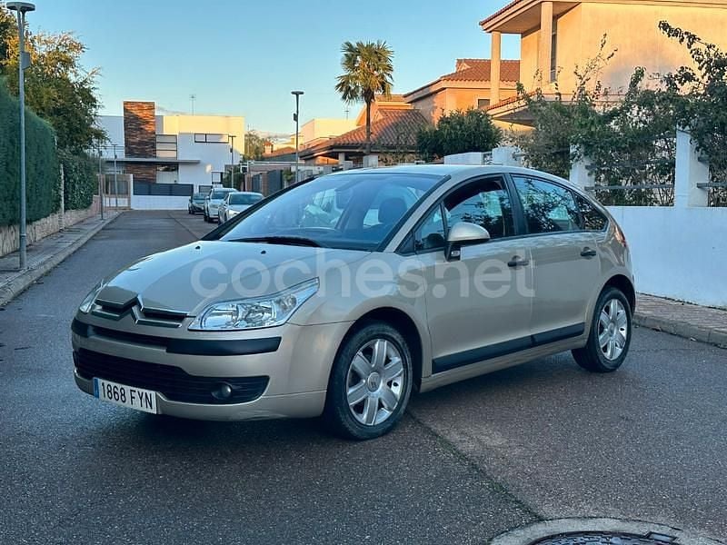 Gris / plata Usado 2008 Citroën C4 Berlina | 3500 € (Precio justo) - Imagen 1/4