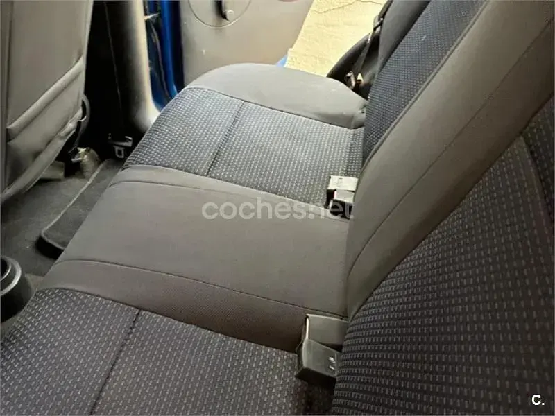 Usado Chevrolet Kalos SE 72 CV (52 kW) 2006 Azul Berlina