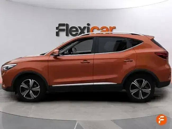 Usado MG ZS Comfort 106 CV (77 kW) 2023 Naranja SUV