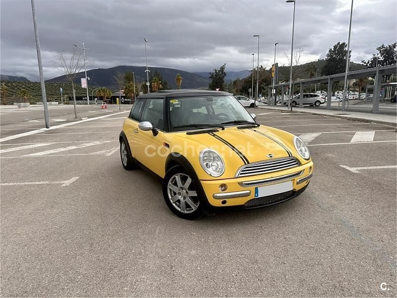 Amarillo Usado 2002 Mini Cooper Utilitario | 4600 € (Precio justo) - Imagen 1/4