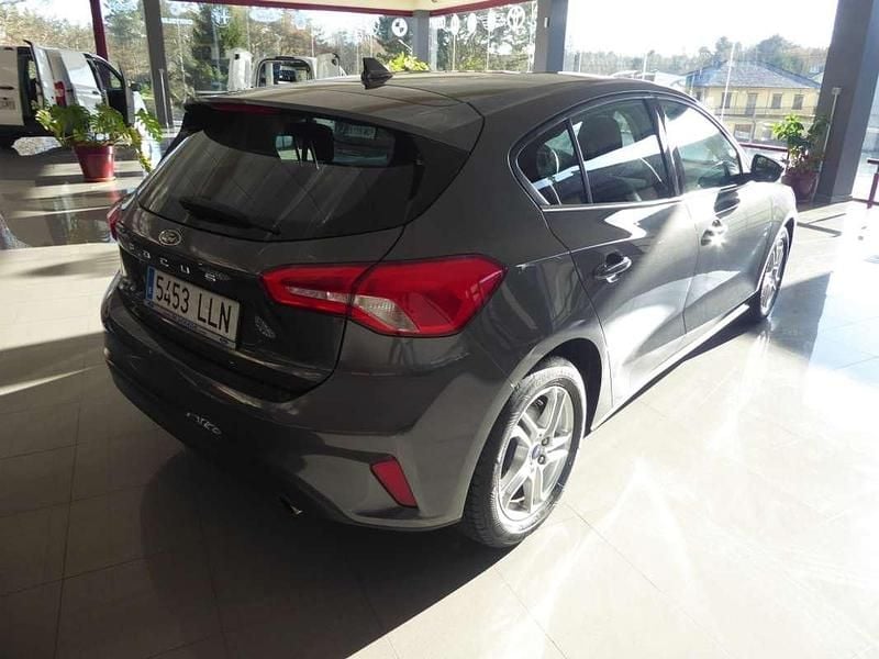 Begagnad Ford Focus Trend+ 120 HK (88 kW) 2020 Grå Halvkombi