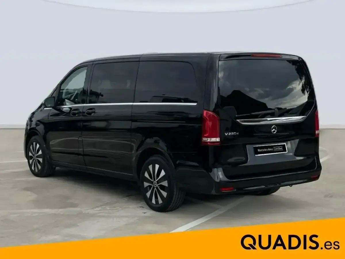 Usado Mercedes V220 Avantgarde 163 CV (119 kW) 2022 Negro Monovolumen