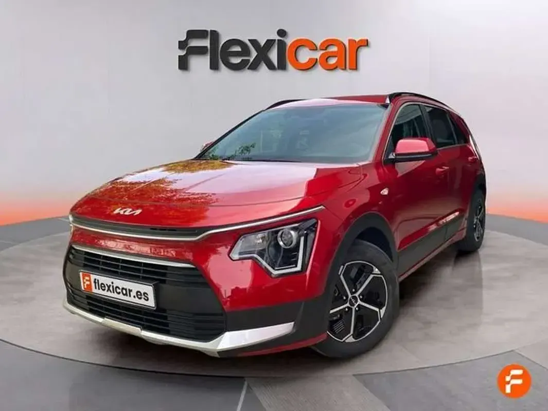 Usado Kia Niro 141 CV (103 kW) 2024 Burdeos SUV