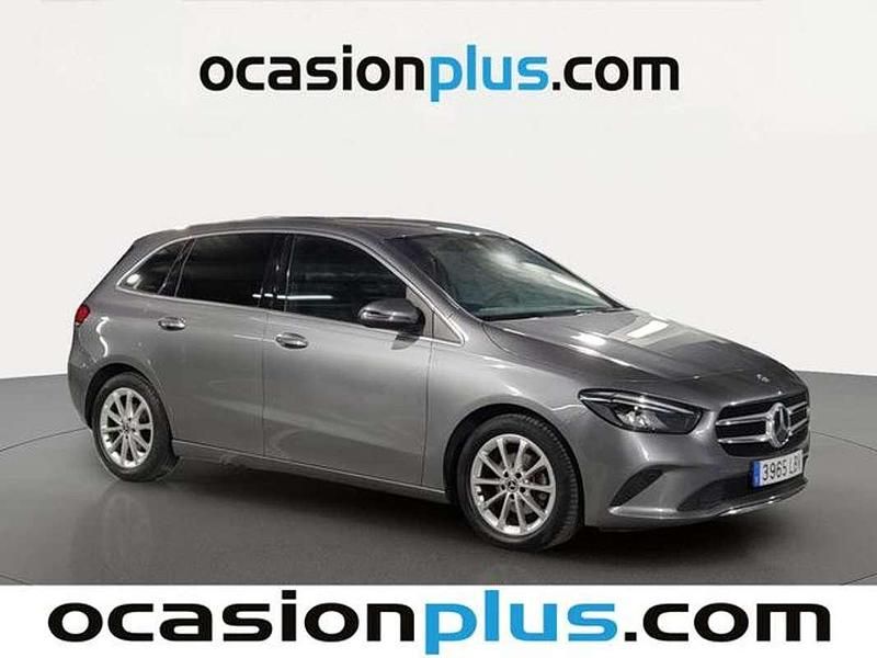 Usado Mercedes B180 136 CV (100 kW) 2019 Gris Monovolumen