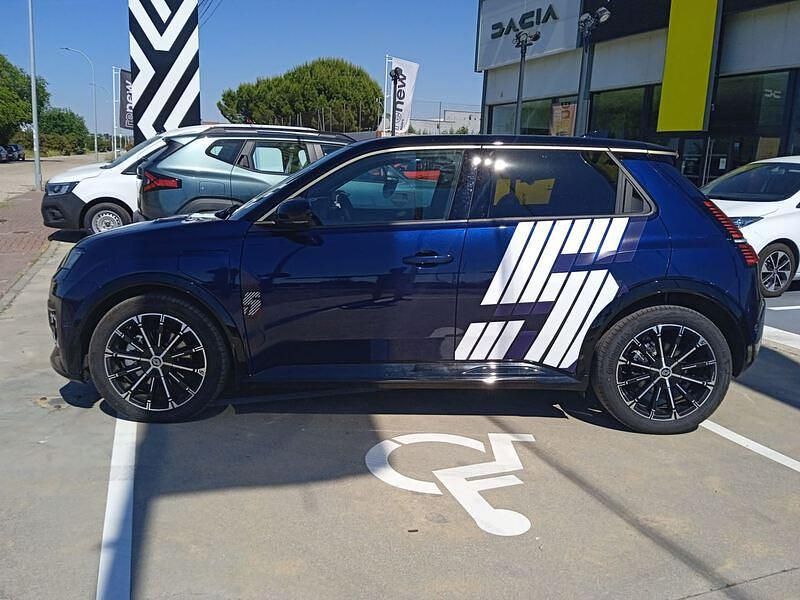 Usado Renault R5 Iconic 110 kW (150 CV) 2024 Azul Utilitario