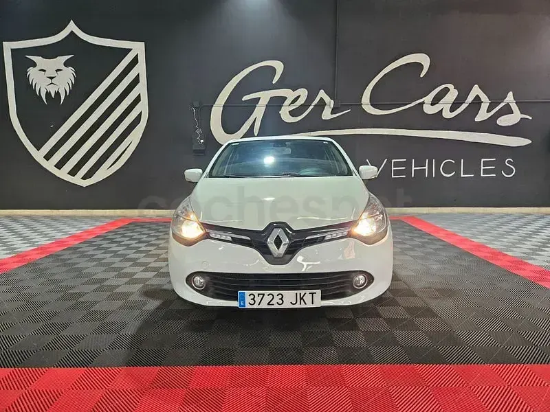 Usado Renault Clio IV Dynamique 90 CV (66 kW) 2016 Blanco Berlina