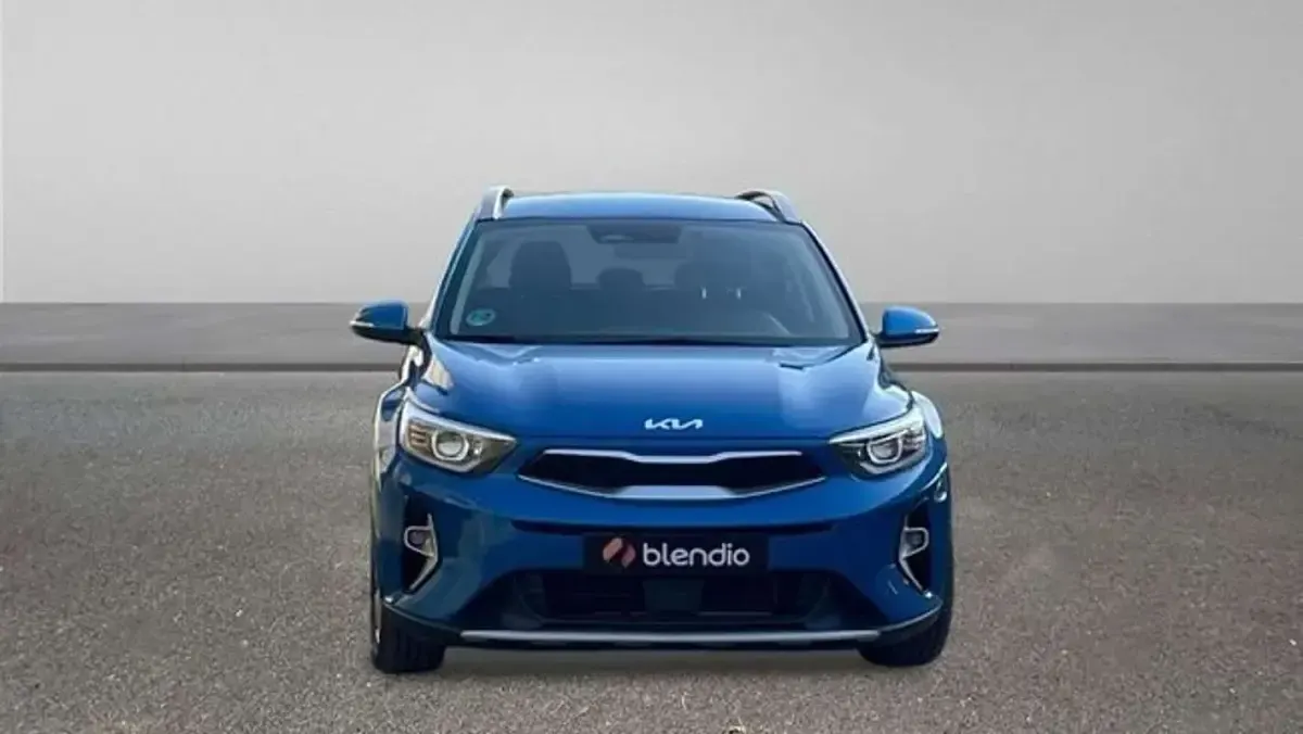 Usado Kia Stonic 84 CV (61 kW) 2023 Azul SUV