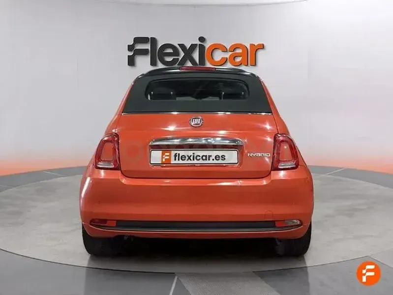 Usado Fiat 500C Club 70 CV (51 kW) 2023 Naranja Descapotable