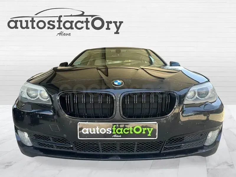 Usado BMW 528 245 CV (180 kW) 2012 Negro Familiar