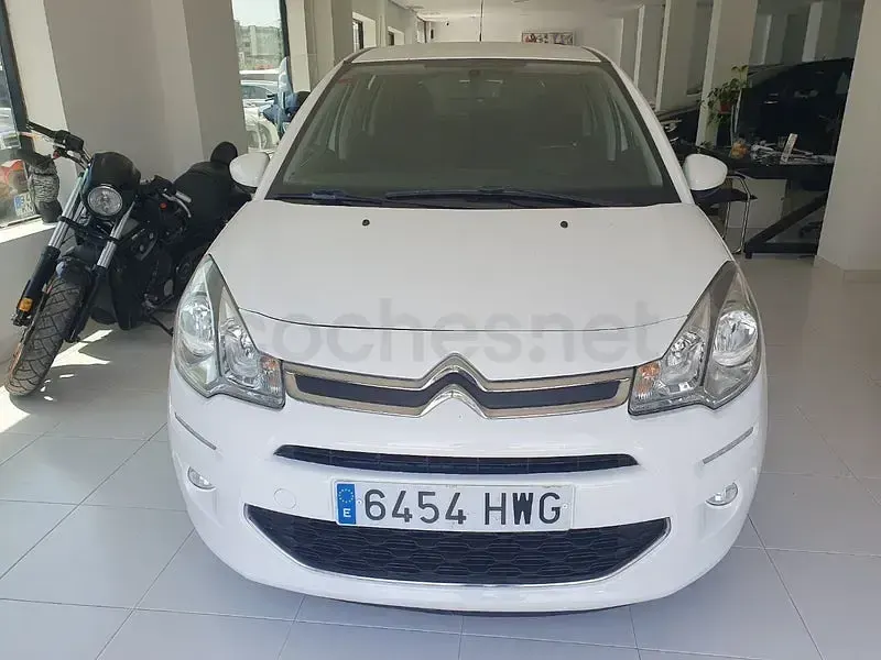 Usado Citroën C3 68 CV (50 kW) 2014 Blanco Berlina