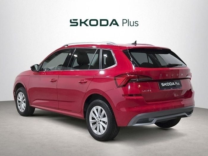 Rojo Usado 2023 Skoda Kamiq Ambition SUV | 22.950 € (Un poco caro) - Imagen 1/4