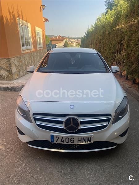 Blanco Usado 2013 Mercedes A180 Style Berlina | 8000 € (Super precio) - Imagen 1/4