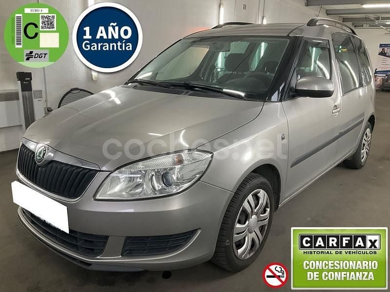Gris / plata Usado 2012 Skoda Roomster Ambition Monovolumen | 6990 € - Imagen 1/4