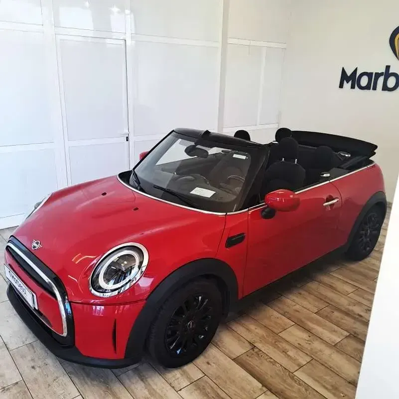 Usado Mini Cooper Cabriolet 136 CV (100 kW) 2021 Rojo Descapotable