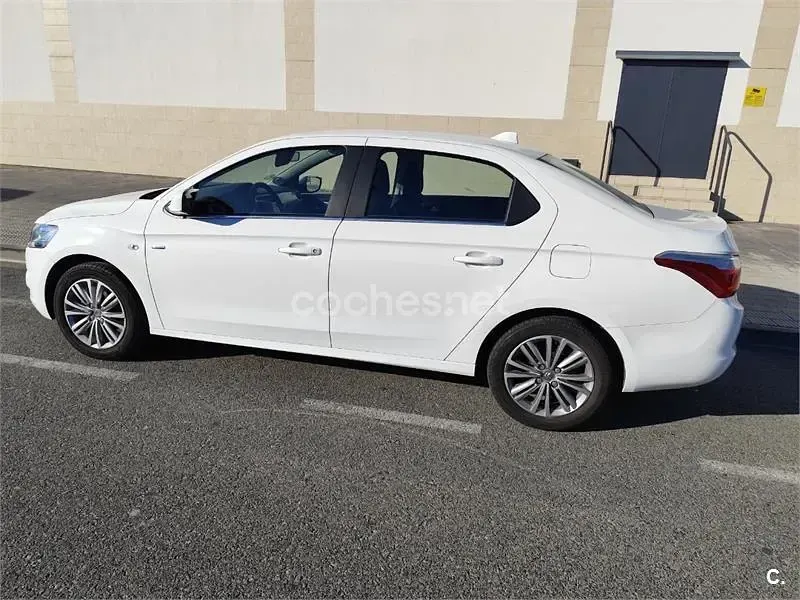Usado Citroën C-Elysee I Exclusive 72 CV (52 kW) 2014 Blanco Berlina