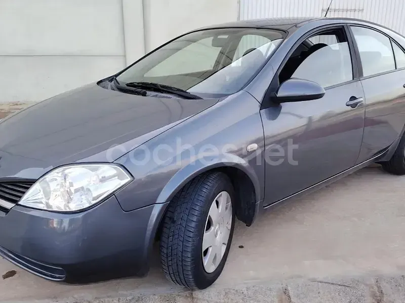 Usado Nissan Primera Acenta 116 HP (85 kW) 2004 Cinzento Sedan