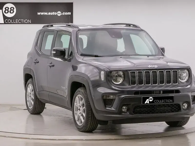 Usado Jeep Renegade Limited 120 CV (88 kW) 2023 Gris / plata SUV