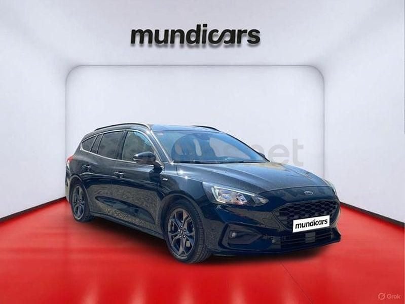 Usado Ford Focus ST-Line 182 CV (133 kW) 2019 Negro Familiar
