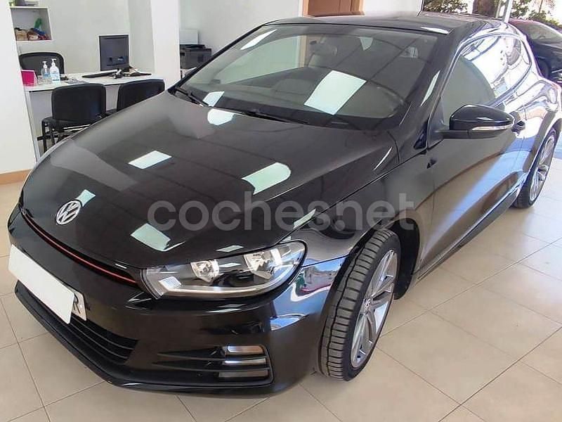 Usado VW Scirocco R-line 125 CV (91 kW) 2016 Negro Coupe