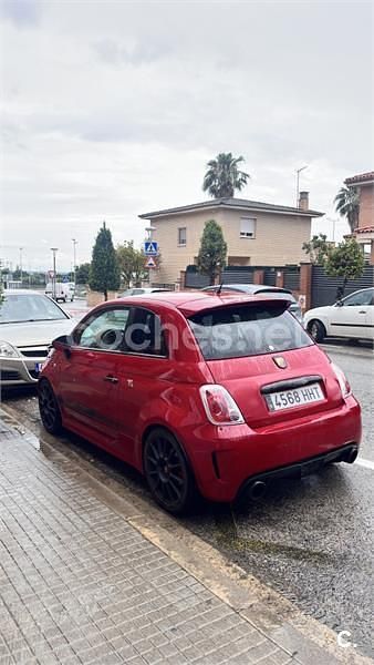 Usado Abarth 500 135 CV (99 kW) 2011 Rojo Berlina