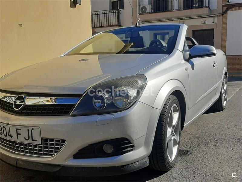 Gris / plata Usado 2006 Opel Astra Cabriolet Enjoy Descapotable | 2150 € (Precio justo) - Imagen 1/4