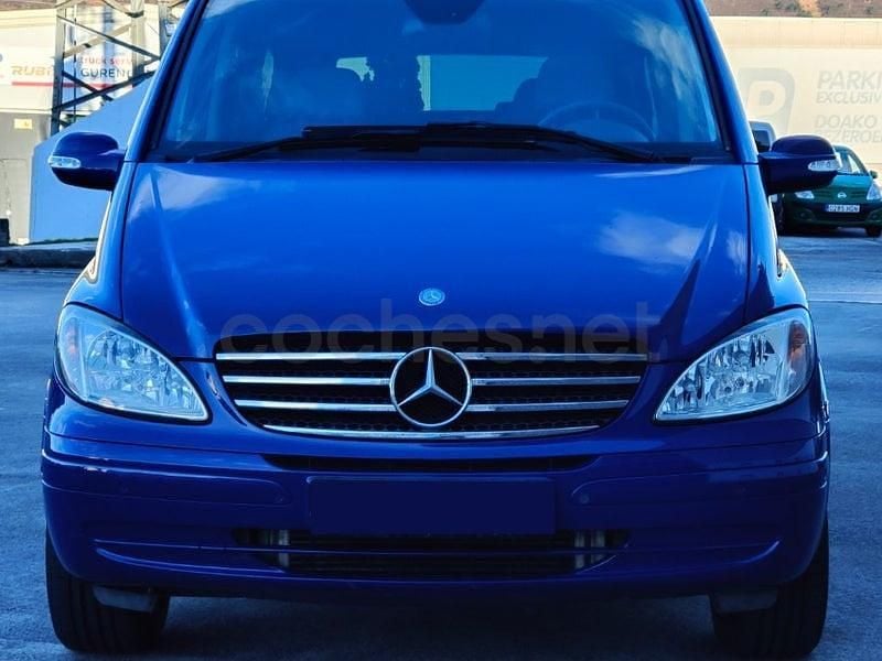 Usado Mercedes Viano 150 CV (110 kW) 2009 Azul Monovolumen