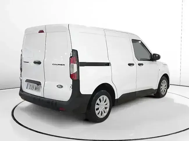 Usado Ford Transit Trend 101 CV (74 kW) 2024 Blanco Van