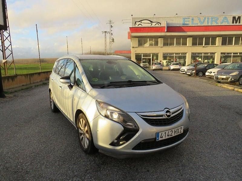 Usado Opel Zafira Tourer Selective 136 CV (100 kW) 2014 Gris / plata Monovolumen