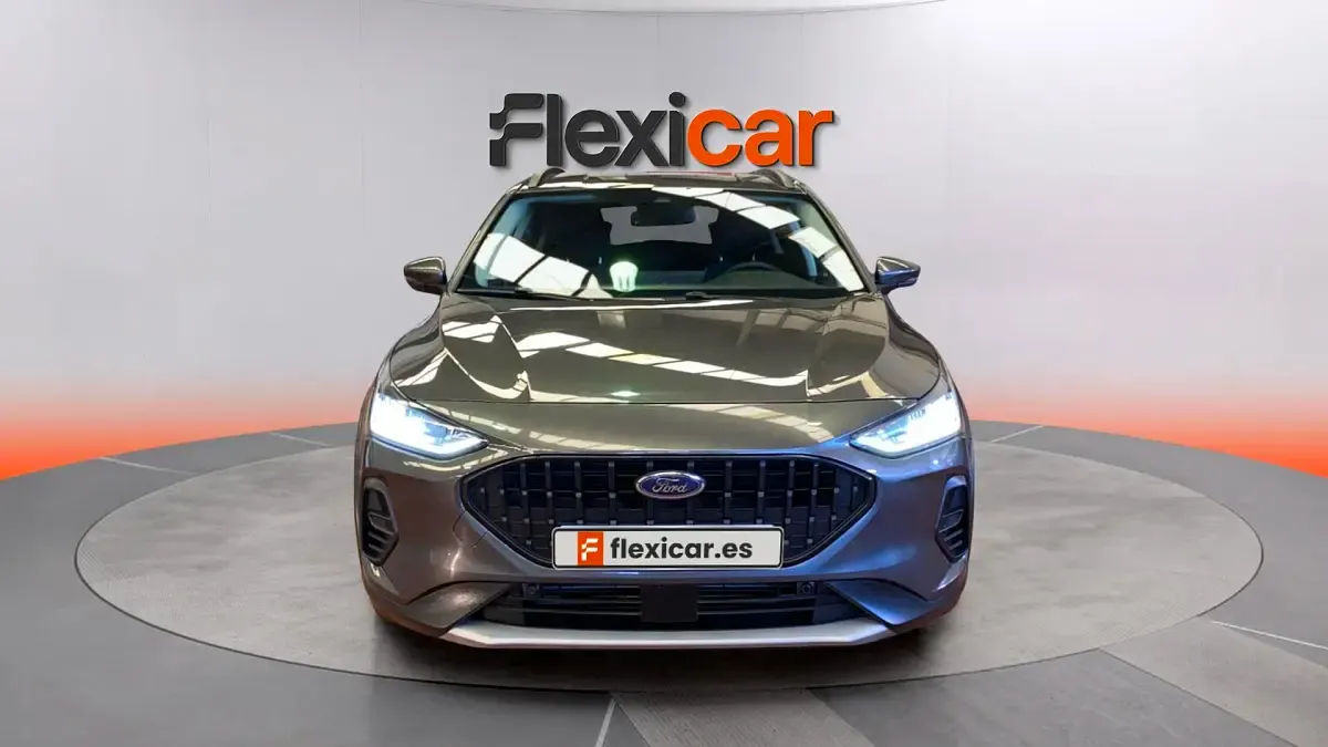 Usado Ford Focus ST-Line 155 CV (114 kW) 2024 Gris Berlina