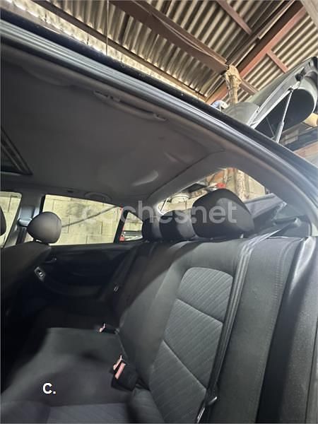 Usado Seat Leon Sport 150 CV (110 kW) 2003 Negro Utilitario