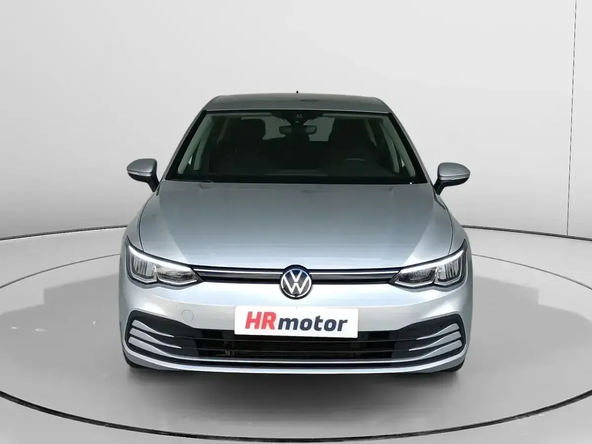 Usado VW Golf VIII Life 110 CV (80 kW) 2024 Gris Berlina