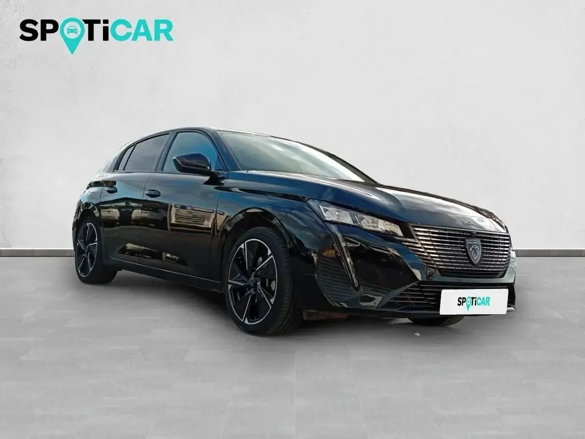 Usado Peugeot e-308 Allure 114 kW (156 CV) 2024 Negro Utilitario