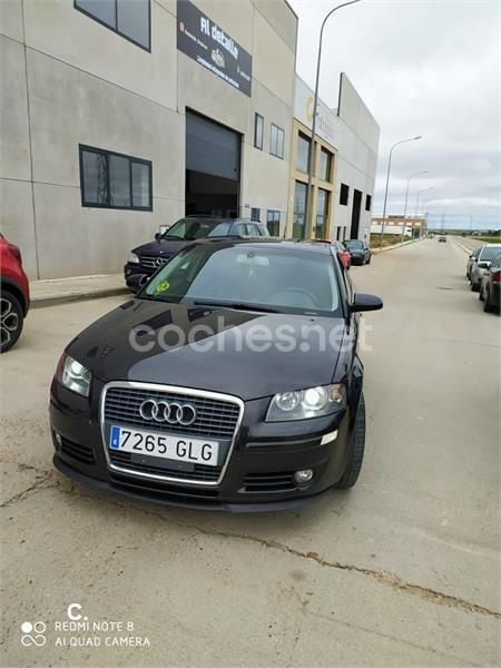 Negro Usado 2005 Audi A3 Sportback Ambition Berlina | 6200 € (Buen precio) - Imagen 1/3