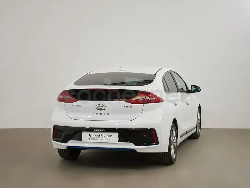 Usado Hyundai Ioniq 141 CV (103 kW) 2018 Blanco Utilitario