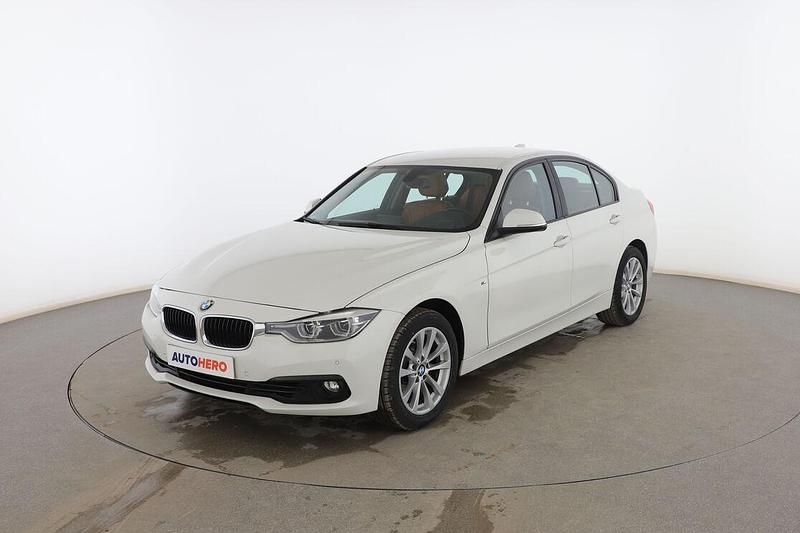 Usado BMW 318 Sport Line 135 CV (99 kW) 2016 Blanco Berlina