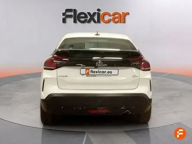 Usado Citroën C4 Feel 130 CV (95 kW) 2021 Blanco Berlina