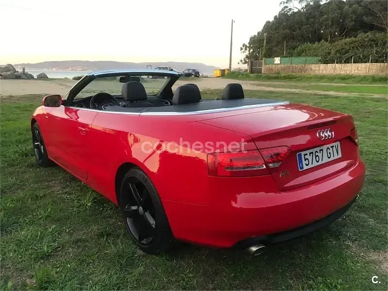 Usado Audi A5 Cabriolet 190 CV (139 kW) 2010 Rojo Descapotable