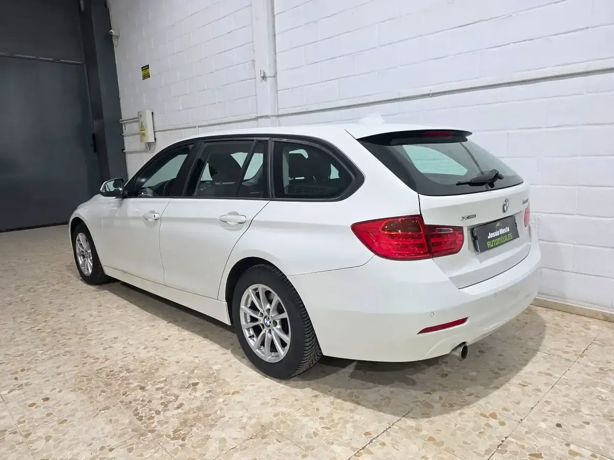 Käytetty BMW 318 Comfort Edition 150 HP (110 kW) 2016 Valkoinen Farmari
