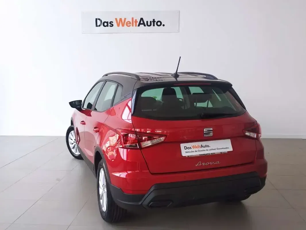 Usado Seat Arona Style 116 CV (85 kW) 2025 Rojo SUV