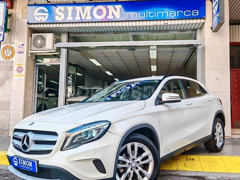 Blanco Usado 2014 Mercedes CLA200 Berlina | 11.990 € (Precio justo) - Imagen 1/4
