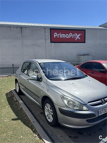 Usado Peugeot 307 90 CV (66 kW) 2003 Gris / plata Berlina