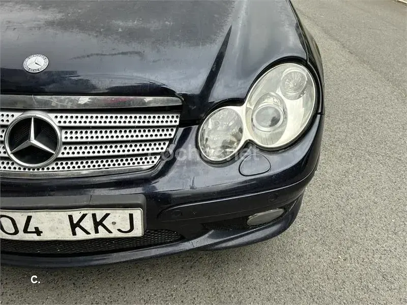 Usado Mercedes C220 150 CV (110 kW) 2007 Negro Berlina