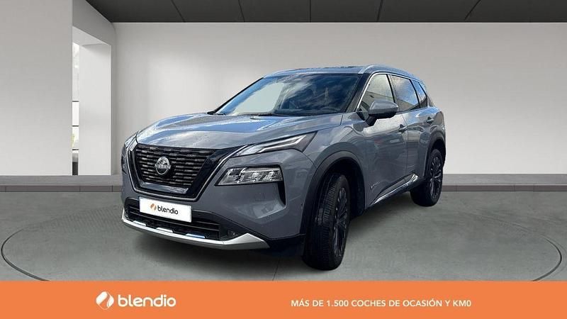Usado Nissan X-Trail Tekna 204 CV (150 kW) 2025 Gris SUV