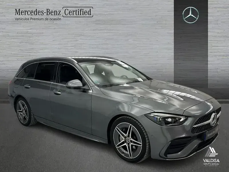 Usado Mercedes C200 163 CV (119 kW) 2022 Gris / plata Familiar