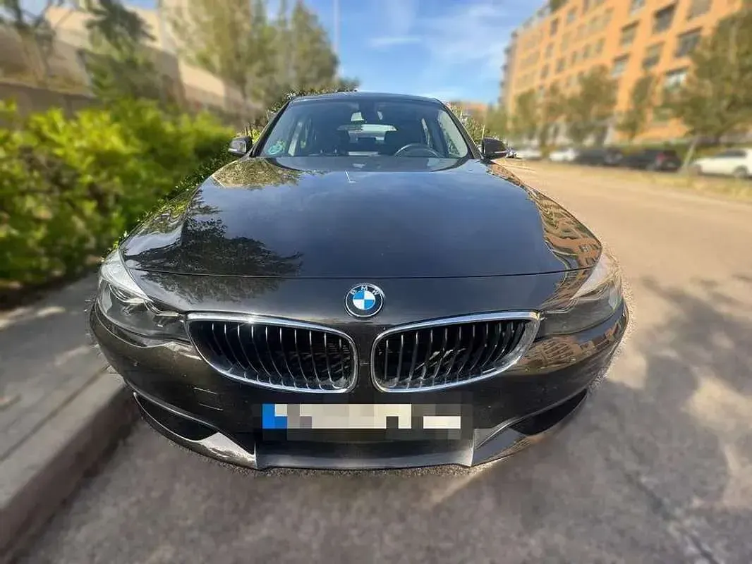 Usado BMW 318 Gran Turismo 150 CV (110 kW) 2017 Negro Berlina