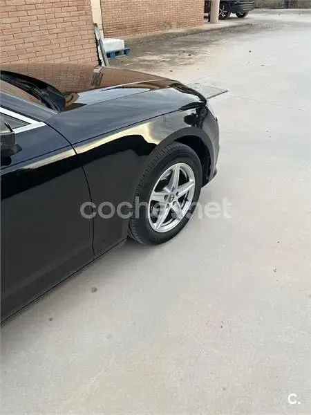 Usado Audi A4 150 CV (110 kW) 2018 Negro Berlina