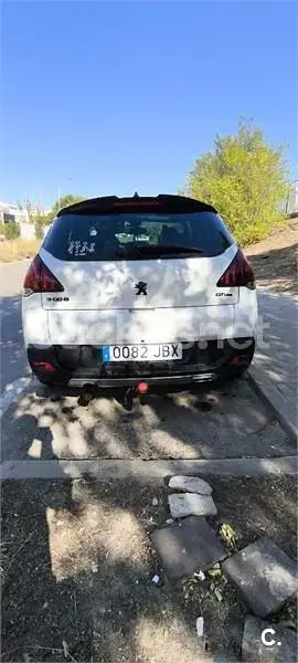 Usado Peugeot 3008 Allure 120 CV (88 kW) 2014 Blanco Familiar