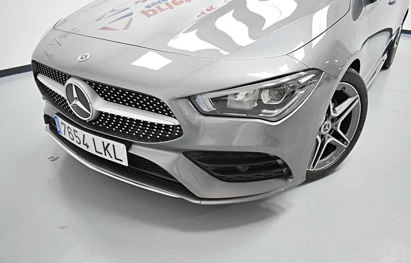 Usado Mercedes CLA200 150 CV (110 kW) 2020 Gris Coupe