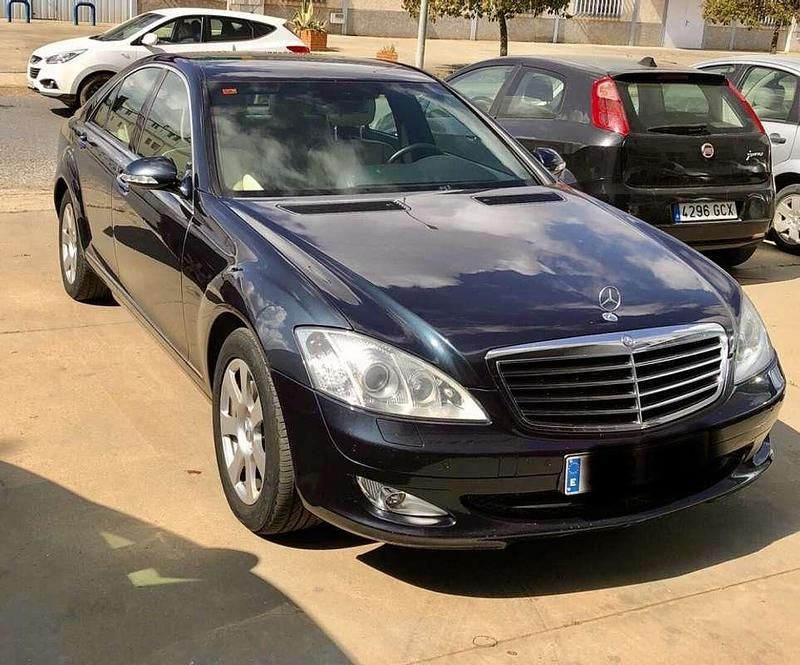 Usado Mercedes S320 234 CV (172 kW) 2006 Negro Berlina